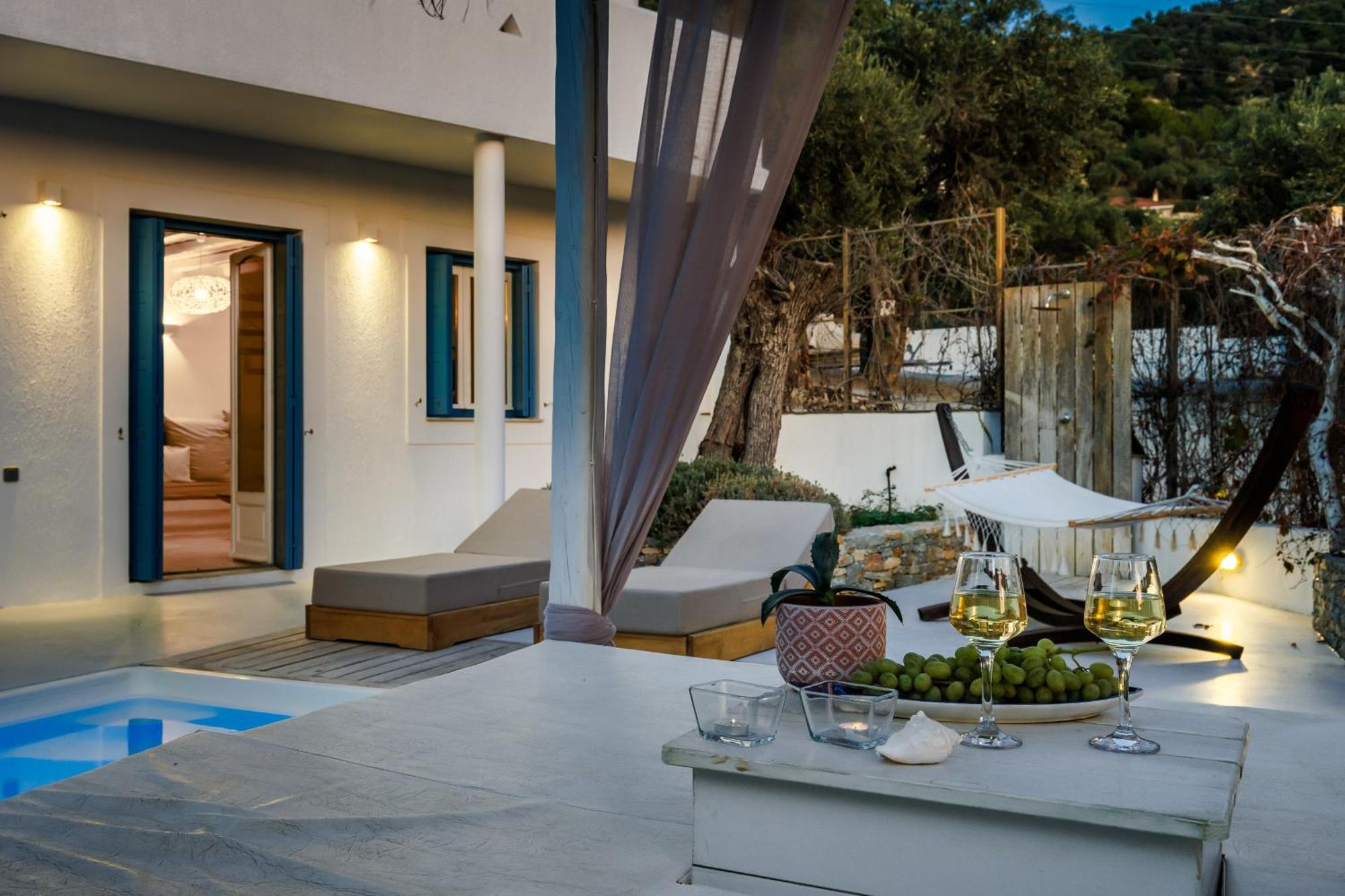 Evlalia Studios & Villas Скопелос Экстерьер фото